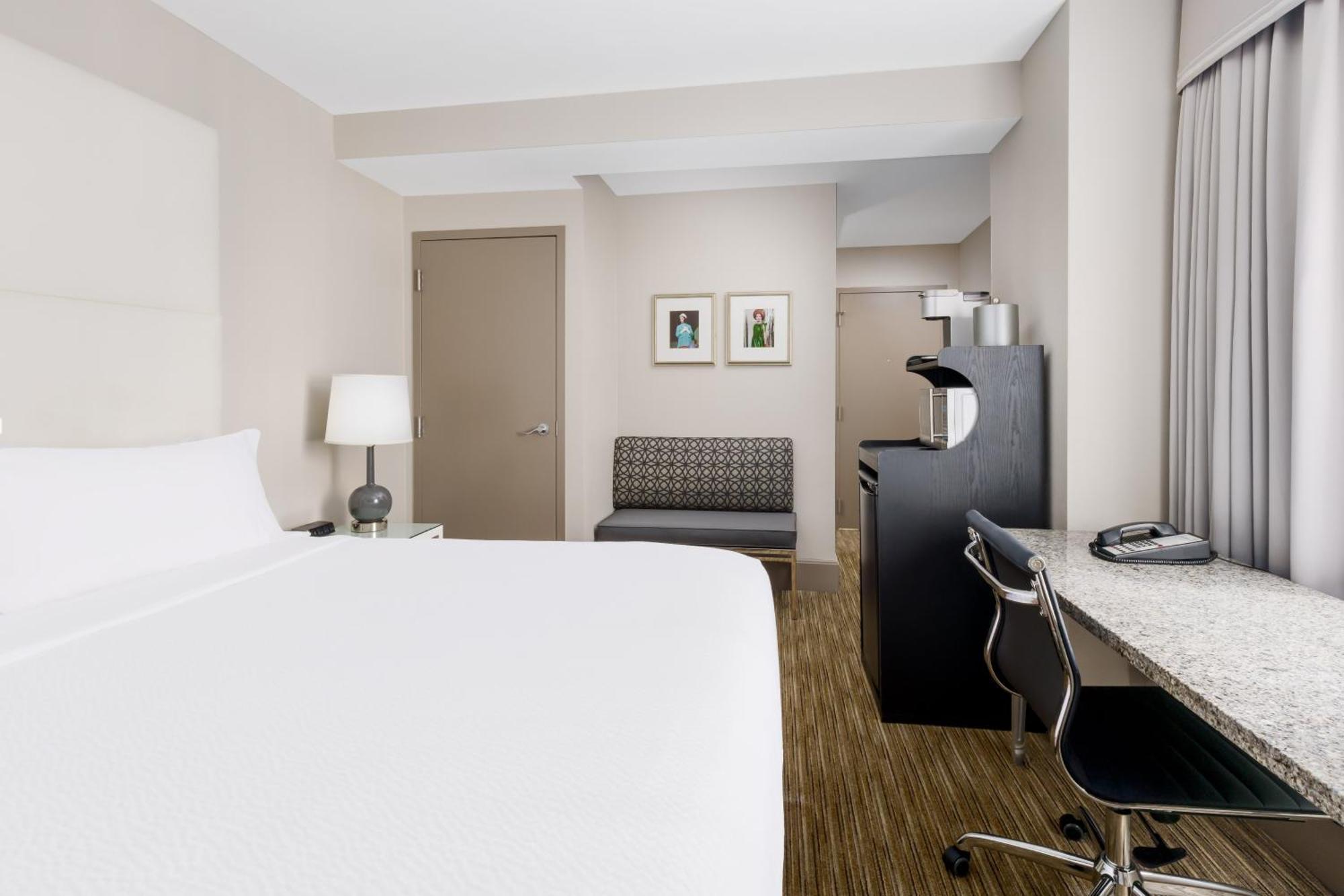 Holiday Inn Express Chicago - Magnificent Mile By Ihg Ngoại thất bức ảnh
