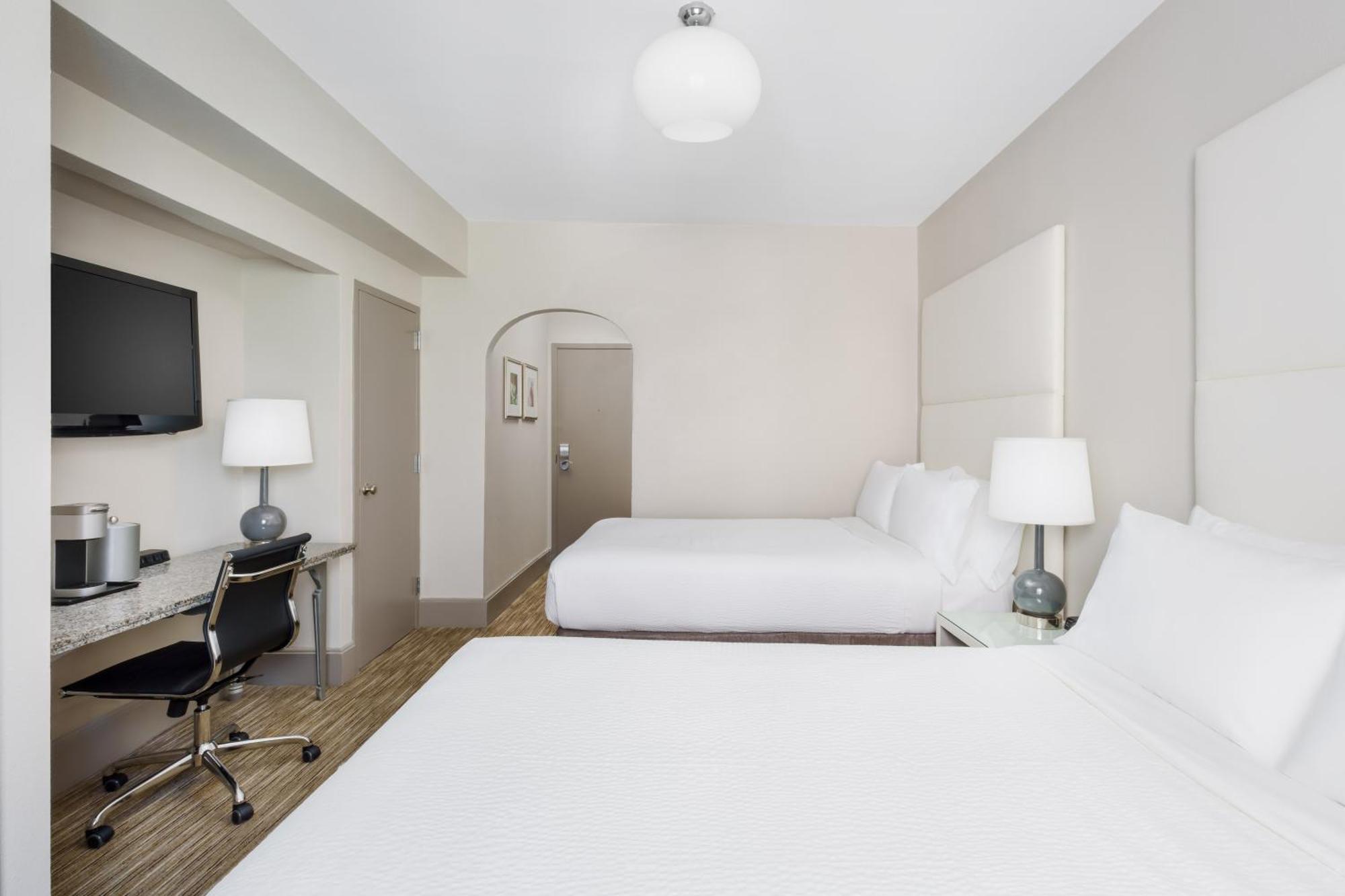 Holiday Inn Express Chicago - Magnificent Mile By Ihg Ngoại thất bức ảnh