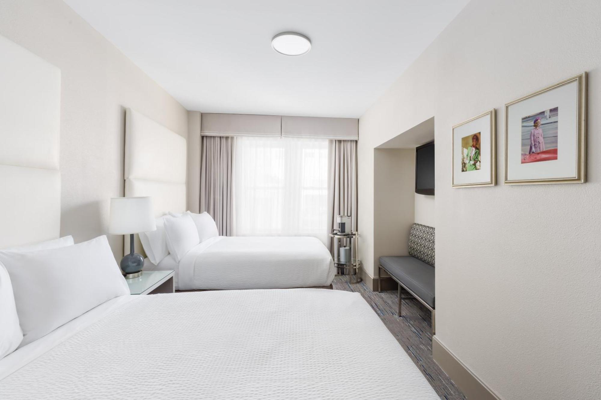 Holiday Inn Express Chicago - Magnificent Mile By Ihg Ngoại thất bức ảnh